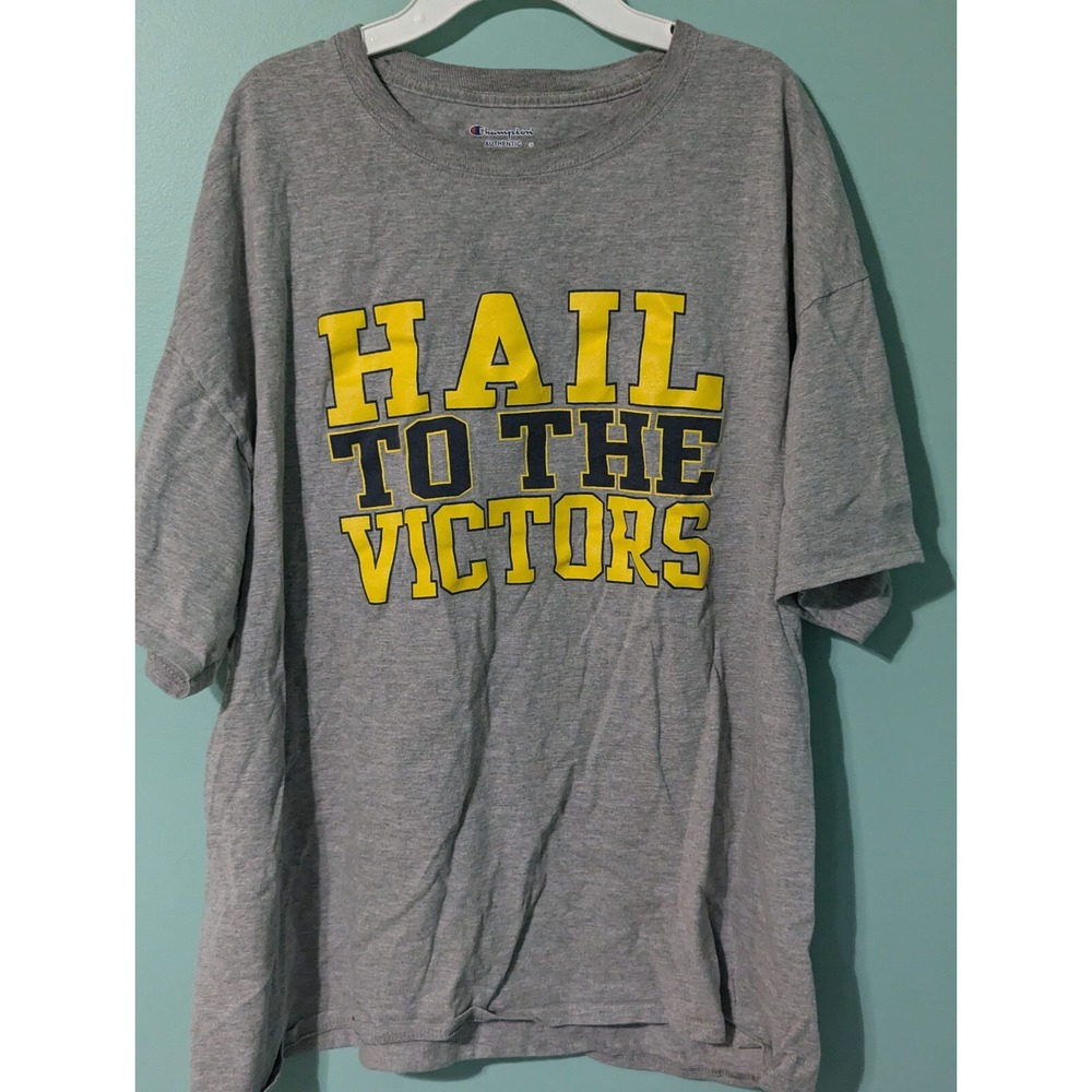 University of Michigan Hail To The Victors T-Shirt Size XL Champion